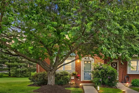 701 Village Green Dr, Gilbertsville, PA 19525