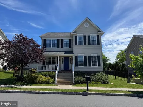 2109 Sunnyvale Dr, Pennsburg, PA 18073