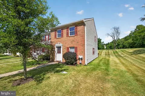 1815 Pennland Ct, Lansdale, PA 19446