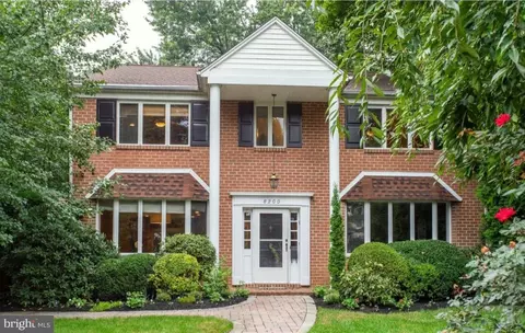 8200 Cadwalader Ave, Elkins Park, PA 19027