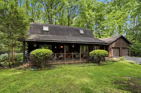 607 Kulp, Perkiomenville, PA 18074