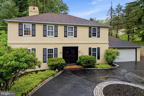 517 Candace Ln, Villanova, PA 19085