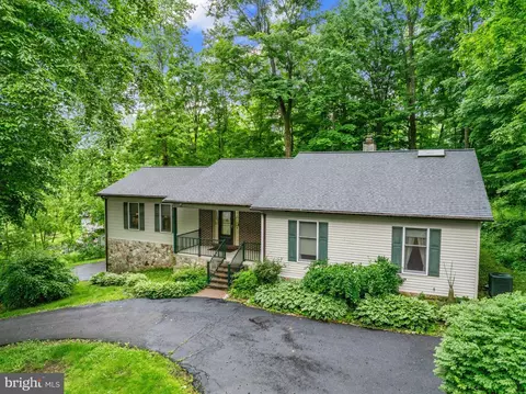 1928 Mimosa Ln, Pottstown, PA 19464