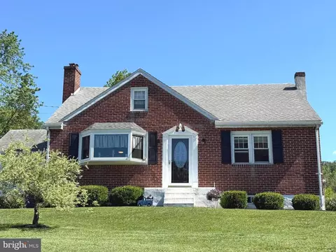 1495 Cedar Hill Rd, Pottstown, PA 19464
