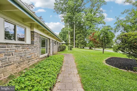 Exterior - 919 Croton Rd, Wayne, PA 19087 photo 3 of 13