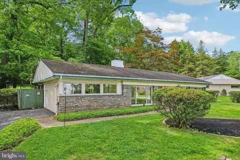 Exterior - 919 Croton Rd, Wayne, PA 19087 photo 11 of 13