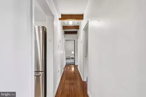 Entry Way - 919 Croton Rd, Wayne, PA 19087 photo 2 of 4