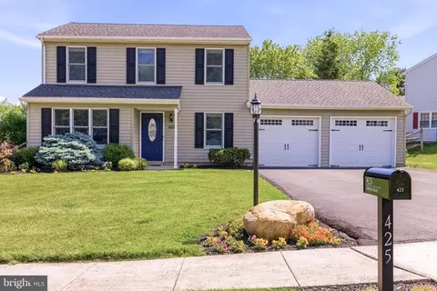 425 Sawyer Dr, Harleysville, PA 19438