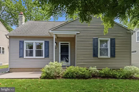 253 Gilpin Rd, Willow Grove, PA 19090