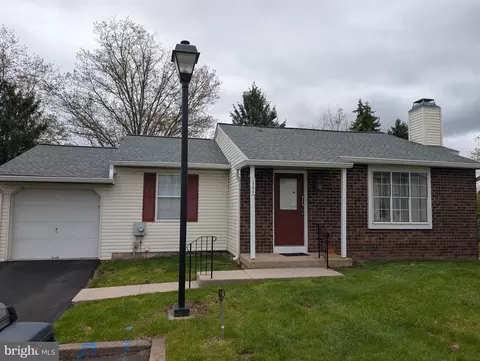 1306 Fairbourne Ct, Lansdale, PA 19446