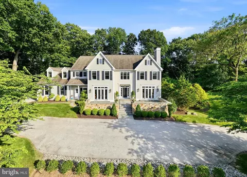 640 Narcisi Ln, Wayne, PA 19087