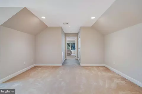 Other - 640 Narcisi Ln, Wayne, PA 19087 photo 14 of 29