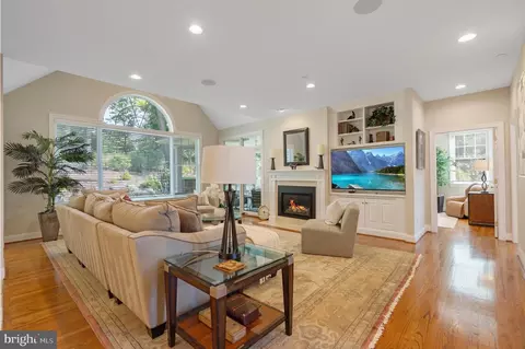 Other - 640 Narcisi Ln, Wayne, PA 19087 photo 4 of 29