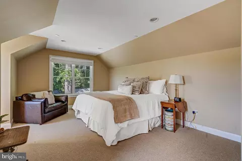 Bedroom - 640 Narcisi Ln, Wayne, PA 19087 photo 5 of 10