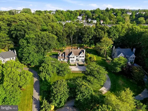 View/Area - 640 Narcisi Ln, Wayne, PA 19087 photo 3 of 3