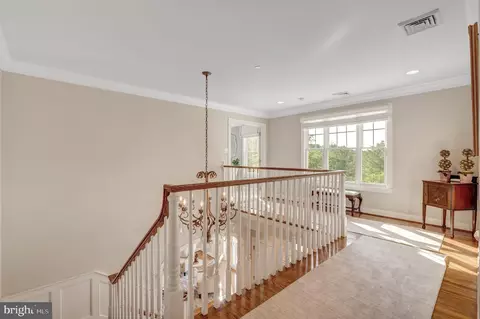Entry Way - 640 Narcisi Ln, Wayne, PA 19087 photo 7 of 7