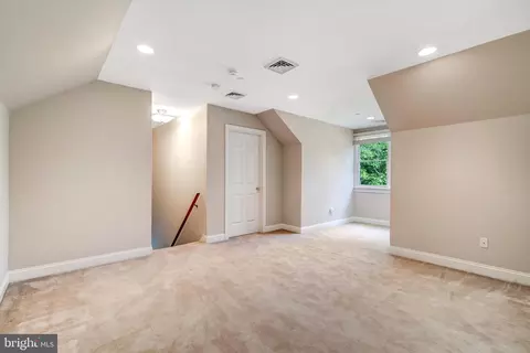 Other - 640 Narcisi Ln, Wayne, PA 19087 photo 13 of 29
