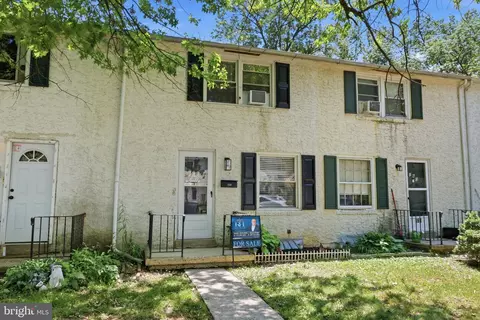 158 Sunrise Dr, Pottstown, PA 19464