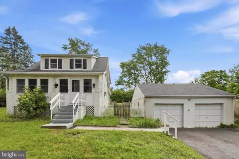 316 River Rd, Collegeville, PA 19426