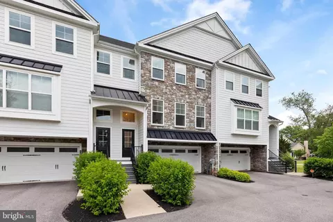 4113 Addison Ct, Lafayette Hill, PA 19444