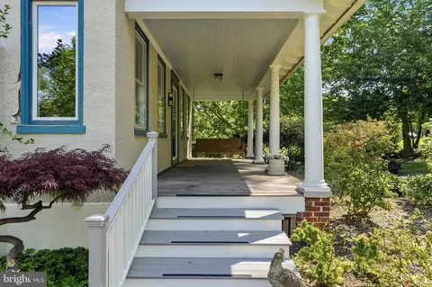 Exterior - 1054 Croton Rd, Wayne, PA 19087 photo 4 of 9