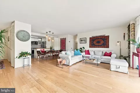 309 Florence Ave #206-N, Jenkintown, PA 19046
