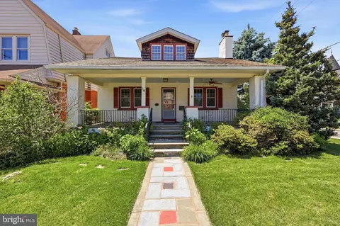 118 N Essex Ave, Narberth, PA 19072