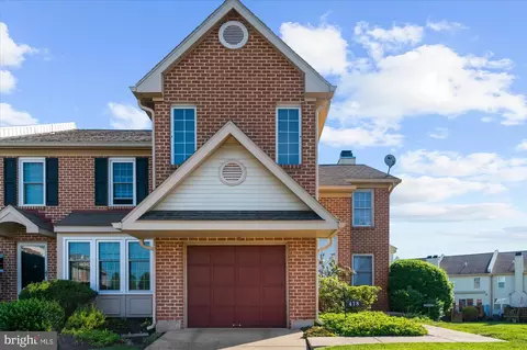 478 Amherst Ct, Harleysville, PA 19438