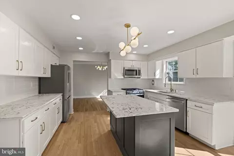 703 Gregory Dr, Horsham, PA 19044
