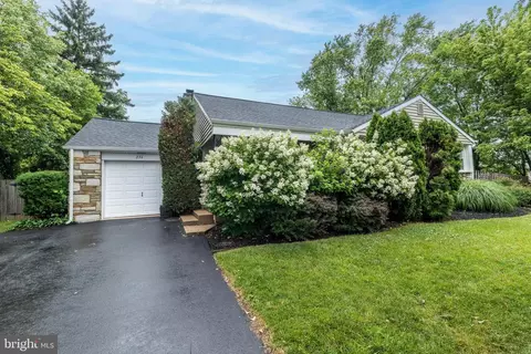 234 Maple Ave, Horsham, PA 19044