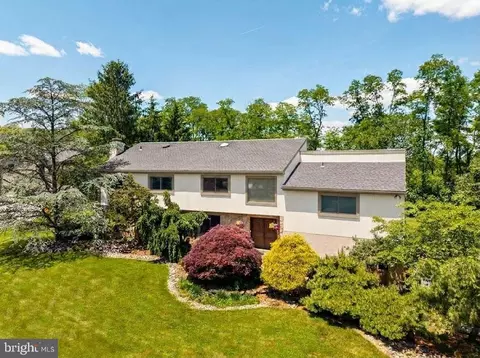 780 Panorama Rd, Villanova, PA 19085