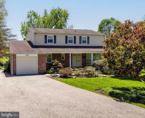 25 Powers Pl, Dresher, PA 19025