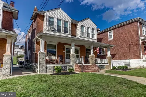 138 W 8th Ave, Conshohocken, PA 19428