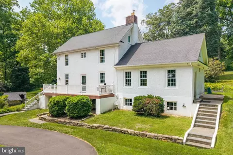 387 Tomlinson Rd, Huntingdon Valley, PA 19006