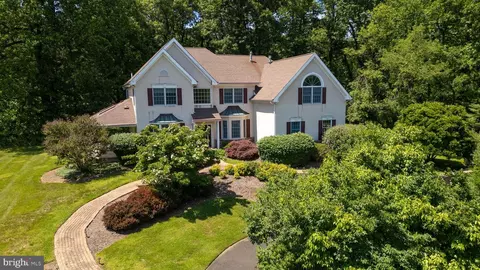 2160 Huntingdon Rd, Huntingdon Valley, PA 19006