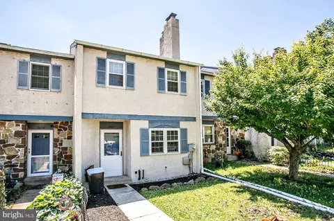 2807 Walnut Ridge Est, Pottstown, PA 19464