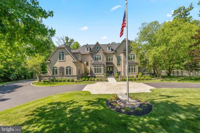 6 Wedgewood Dr, Blue Bell, PA 19422