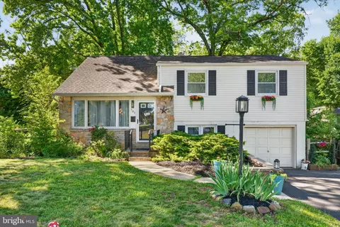 701 Abbey Ln, Lansdale, PA 19446