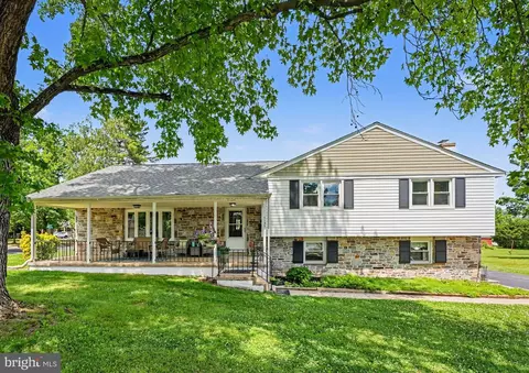 1131 Locust St, Lansdale, PA 19446