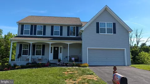 1110 Autumnview Ln, Pottstown, PA 19464
