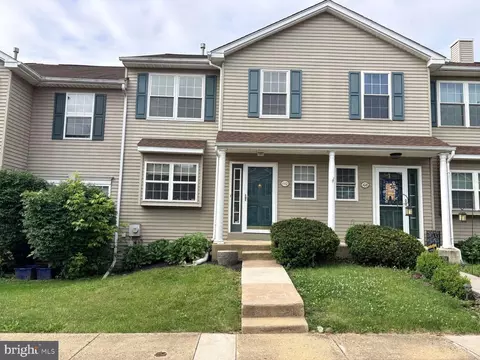 110 Pin Oak Ct, Collegeville, PA 19426