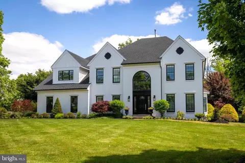 1365 Landis Dr, North Wales, PA 19454