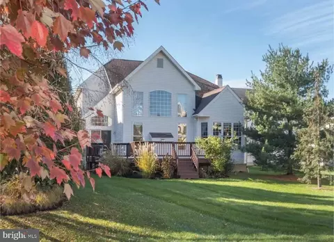 306 Dunwoody Dr, Blue Bell, PA 19422