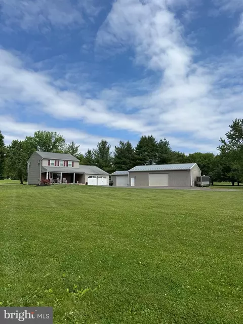 1026 Church Rd, East Greenville, PA 18041