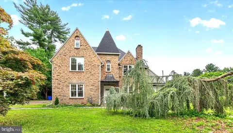 401 Carlton Ave, Wyncote, PA 19095