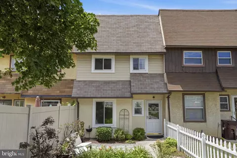 908 Green St, Bridgeport, PA 19405