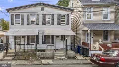 11 S Plum St, Pottstown, PA 19464