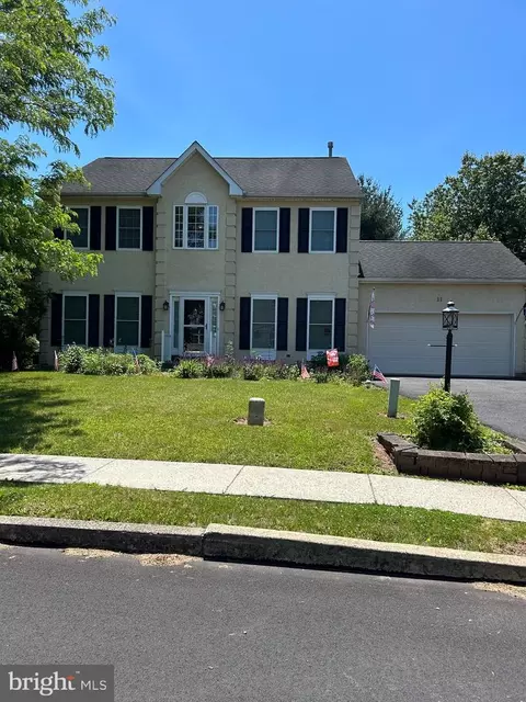 11 Kendall Ln, Royersford, PA 19468