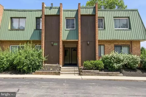 1602 Meadowview Ln #1602, Mont Clare, PA 19453
