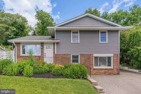 352 Dehaven St, Conshohocken, PA 19428